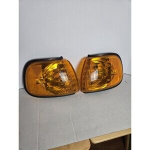 Corner Light Set For 1999-2003 Dodge Ram 1500 Van Ram 3500 Van Left and Right